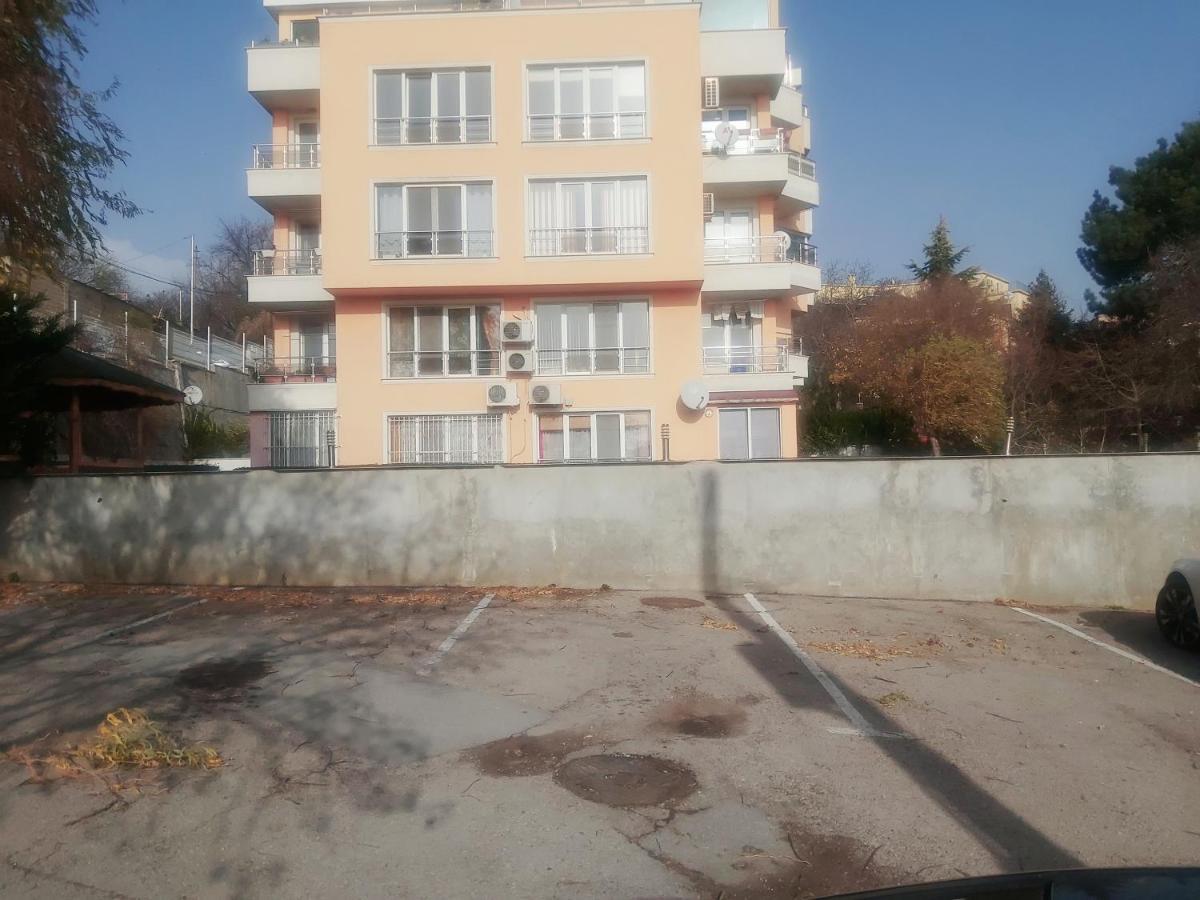 Saint Nicholas Varna Lovely 2 Bedroom Apartment With Sunny Garden Exterior photo