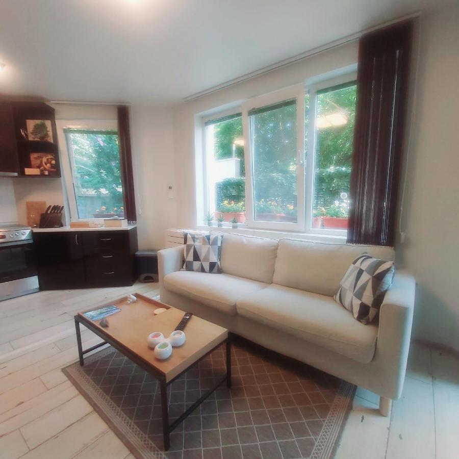 Saint Nicholas Varna Lovely 2 Bedroom Apartment With Sunny Garden Exterior photo