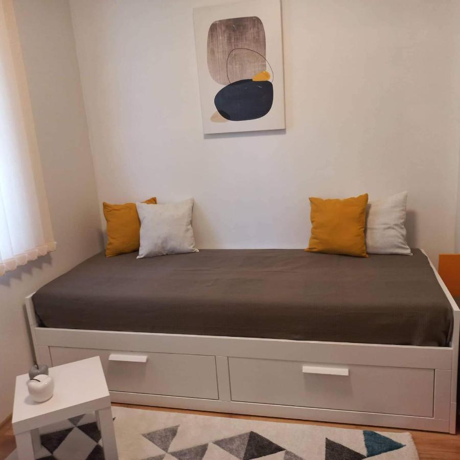 Saint Nicholas Varna Lovely 2 Bedroom Apartment With Sunny Garden Exterior photo